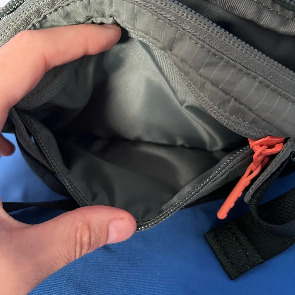 Lululemon Green Belt Bag SAME DAY SHIPPING - Picture 5 of 5